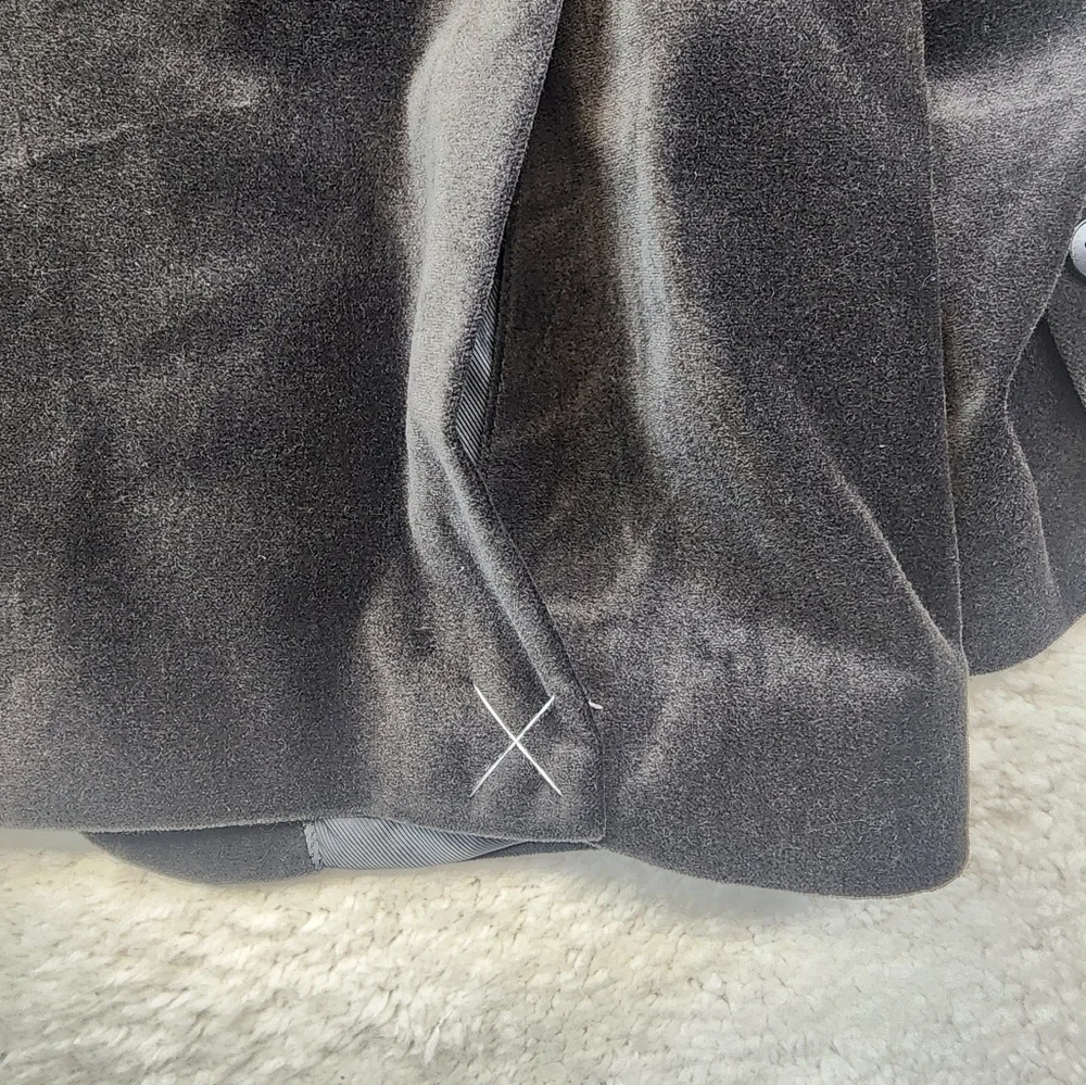 J. FerrarMen's Slim Fit Velvet Gray Two Button Blazer Size 38S